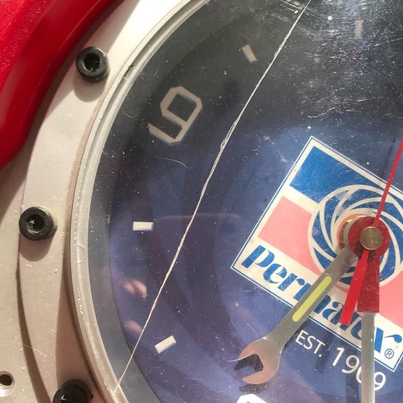 P E R M A T E X clock - Picture 2 of 2